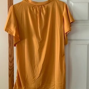 PattyBoutik yellow/ gold short sleeve blouse with open front size small
